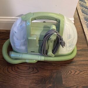 Bissell little green shampooing machine WORKS!